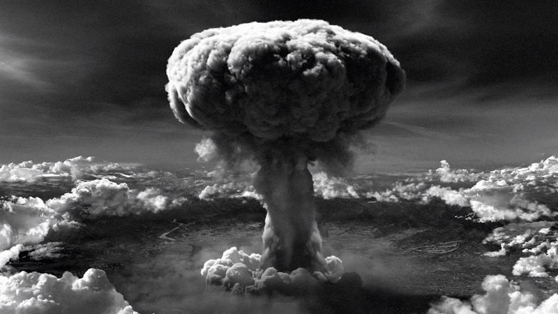 Bugün 1945'de Hiroşima'ya atılan atom bombasının yıldönümü !
